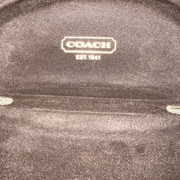 Coach Beatrice HC8019 Black Sunglasses with Signature Hard Case - Picture 12 of 14